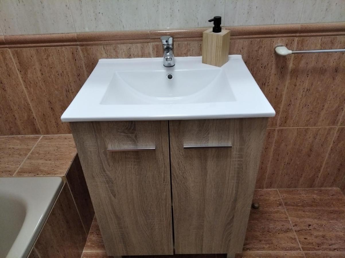 Acogedor, Con Garaje, Centrico. Daire Vigo Dış mekan fotoğraf